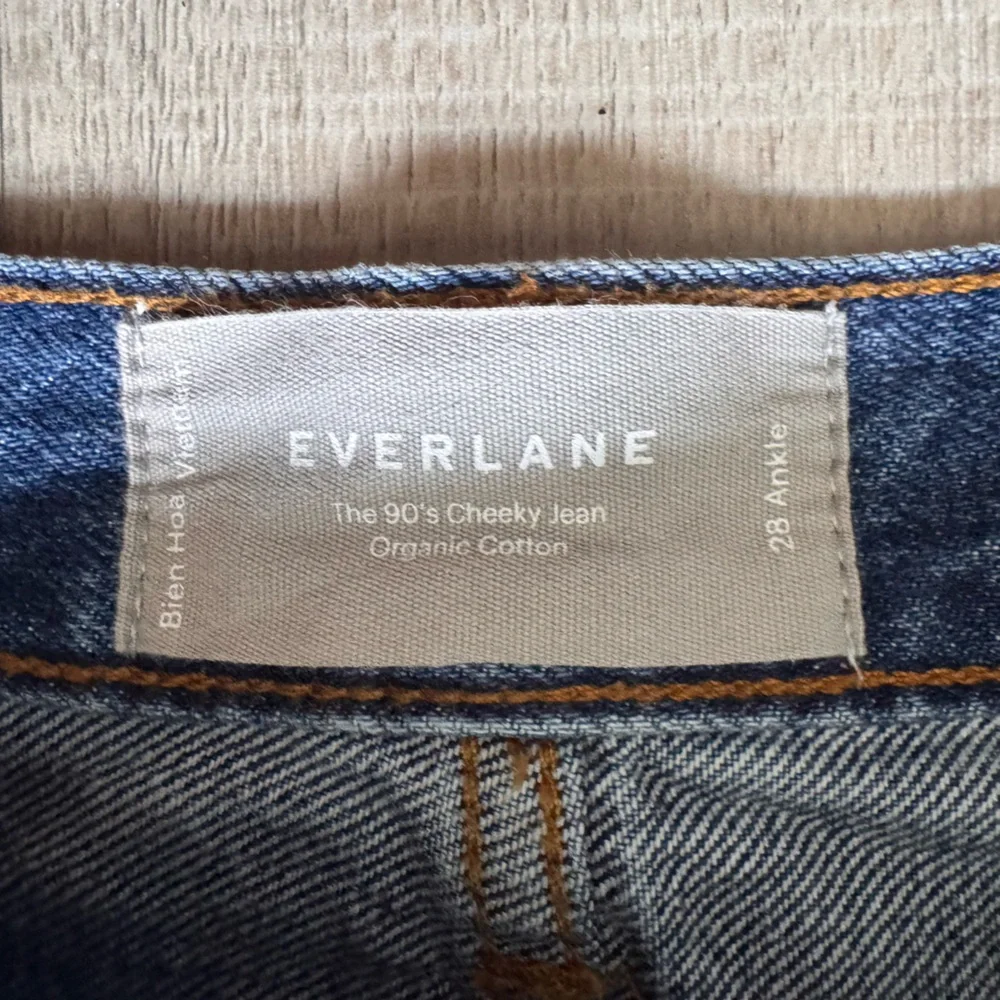 Sold - Picture 5 of 12